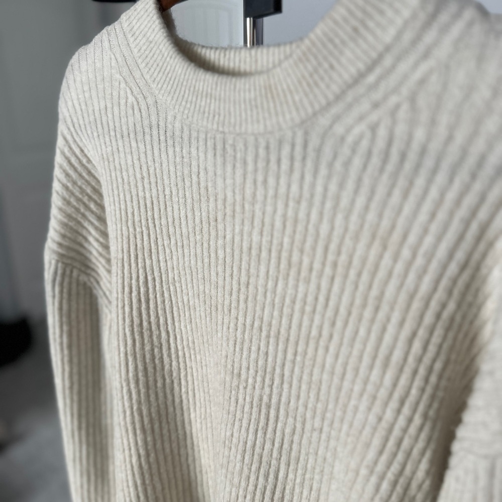H&M Cream Ribbed Wool Blend Crew Neck Sweater | Classic | Basic | Winter - Picture 5 of 10